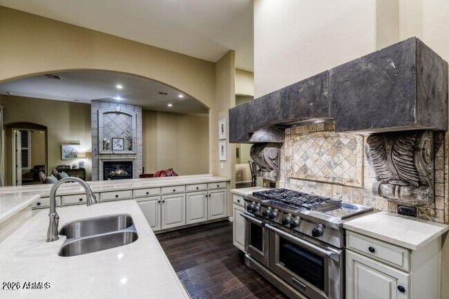 8010 E Wingspan Way Scottsdale, AZ 85255 photo 4