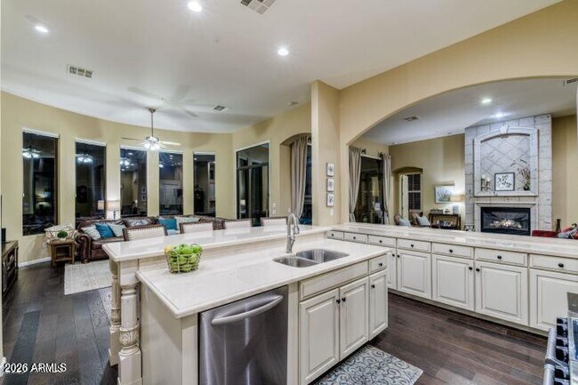 8010 E Wingspan Way Scottsdale, AZ 85255 photo 3