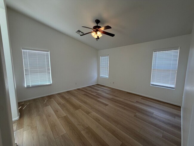 1225 N 159th Dr Goodyear, AZ 85338 photo 5