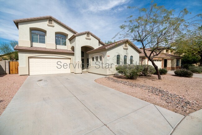 11246 W Locust Ln Avondale, AZ 85323 photo 2