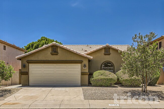 2733 E Gary Way Phoenix, AZ 85042 photo 2