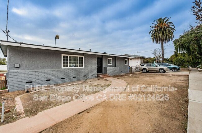 360 1st Ave Chula Vista, CA 91910 photo 2