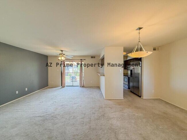 9345 N 92nd St Scottsdale, AZ 85258 photo 2