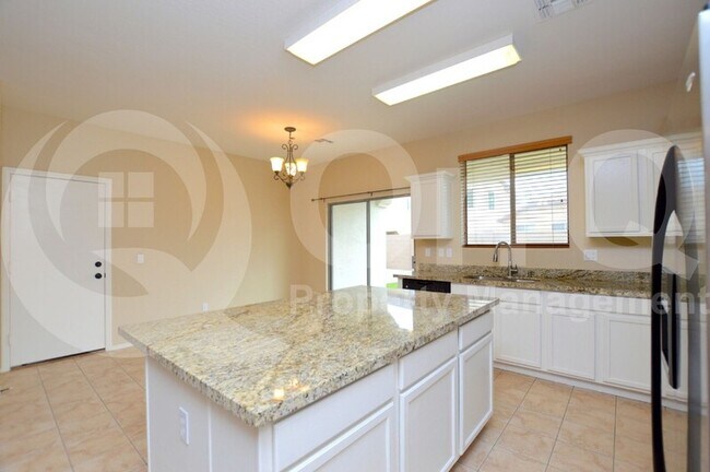 3809 E Chickadee Rd Gilbert, AZ 85297 photo 4