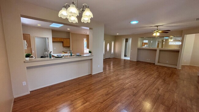 15138 W Las Brizas Ln Sun City West, AZ 85375 photo 5