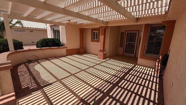 15138 W Las Brizas Ln Sun City West, AZ 85375 photo 3