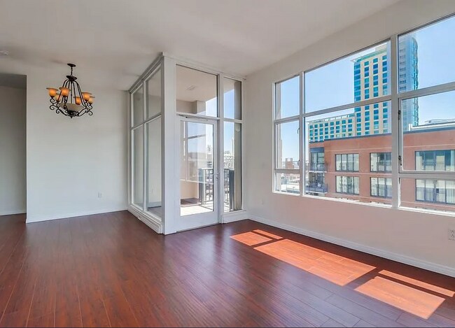 530 K St San Diego, CA 92101 photo 2