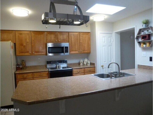 946 E Loma Vista Dr Tempe, AZ 85282 photo 5
