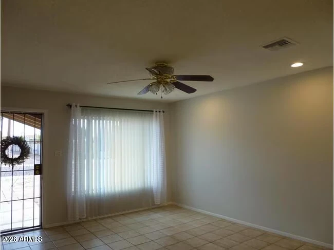 946 E Loma Vista Dr Tempe, AZ 85282 photo 2