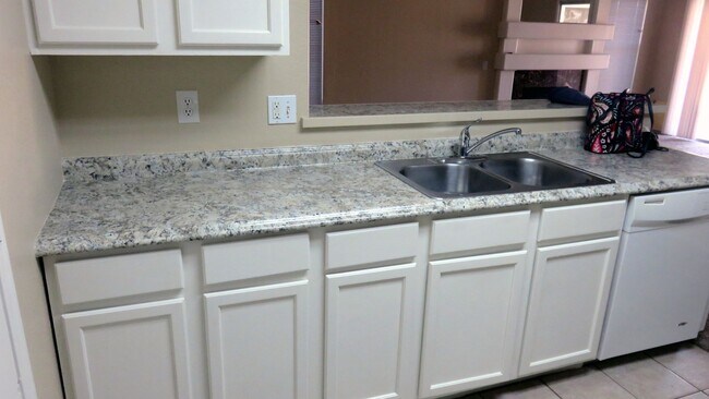 8738 E Capri Ave Mesa, AZ 85208 photo 5