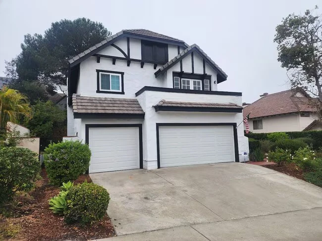 13972 Royal Melbourne Square San Diego, CA 92128