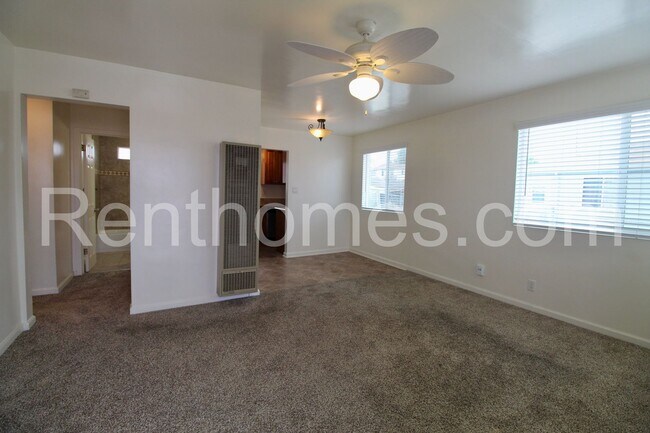 2345 Comstock St San Diego, CA 92111 photo 2