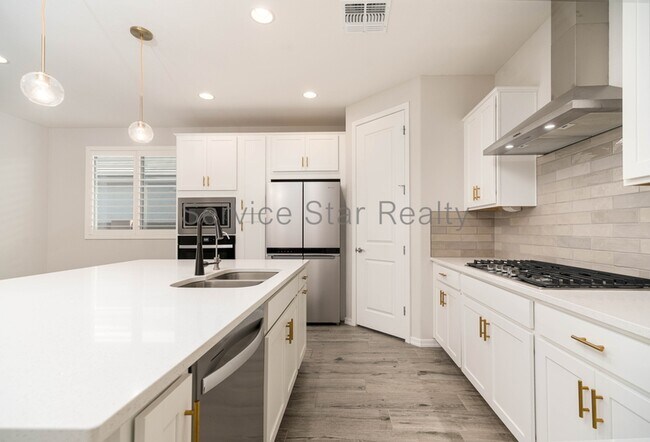 32611 N 20th Dr Phoenix, AZ 85085 photo 5