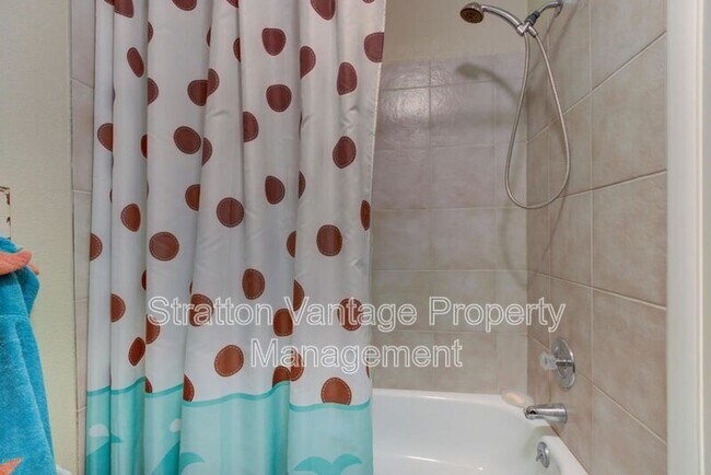 418 E Taro Ln Phoenix, AZ 85024 photo 5