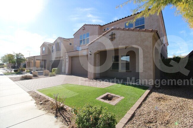 1819 W Bonanza Dr Phoenix, AZ 85085 photo 2