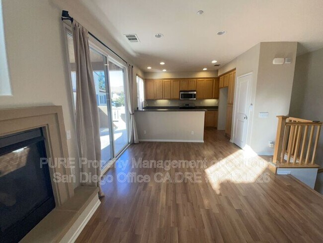 1345 Caminito Dante Chula Vista, CA 91915 photo 3
