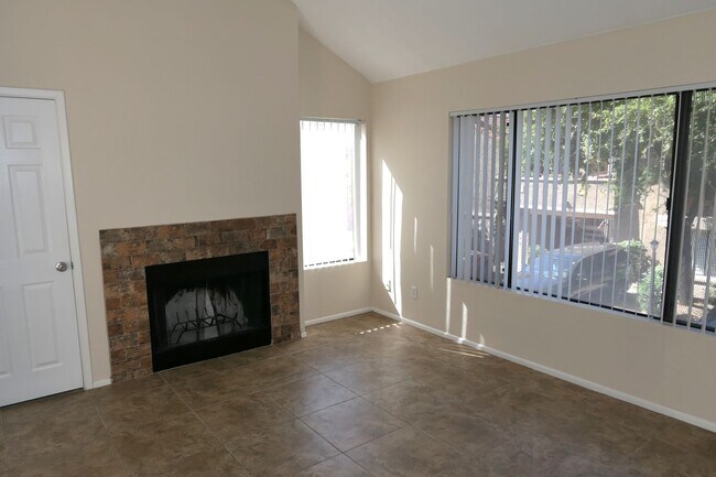 5122 E Shea Blvd Scottsdale, AZ 85254 photo 4