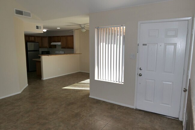5122 E Shea Blvd Scottsdale, AZ 85254 photo 2