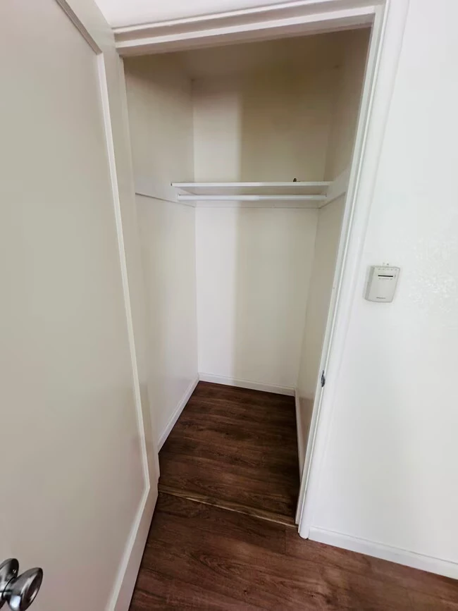 1418 55th Ave Oakland, CA 94621 photo 3