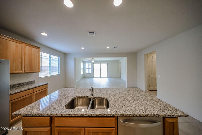 13502 W Calle De Baca Peoria, AZ 85383 photo 4