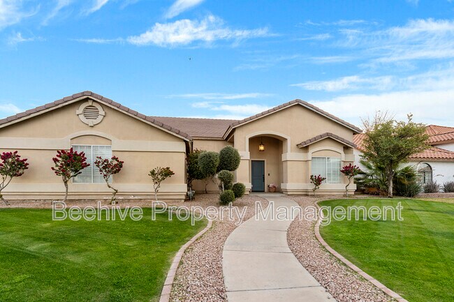 1861 N Oracle Cir Mesa, AZ 85203 photo 3