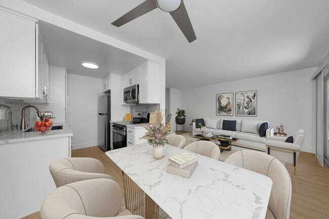 University Crest Apartments photo 3