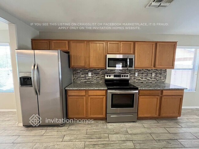 11310 N 161st Dr Surprise, AZ 85379 photo 4