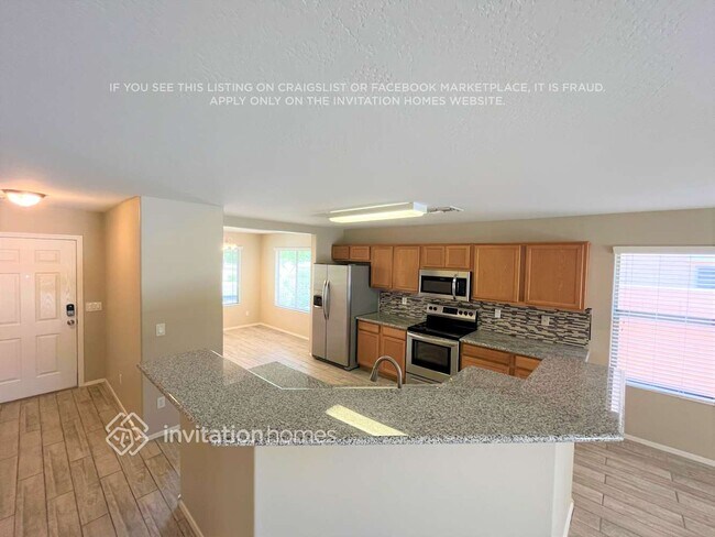 11310 N 161st Dr Surprise, AZ 85379 photo 2