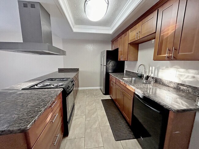 1220 Crescent Terrace Sunnyvale, CA 94087 photo 4