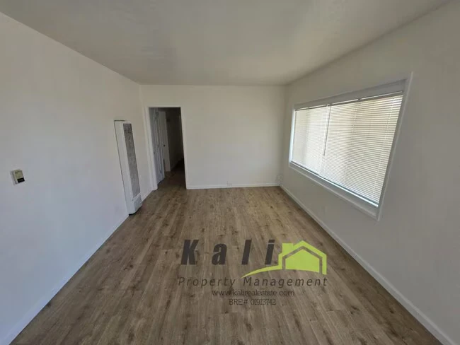 2141 Flintridge Dr San Diego, CA 92139 photo 5