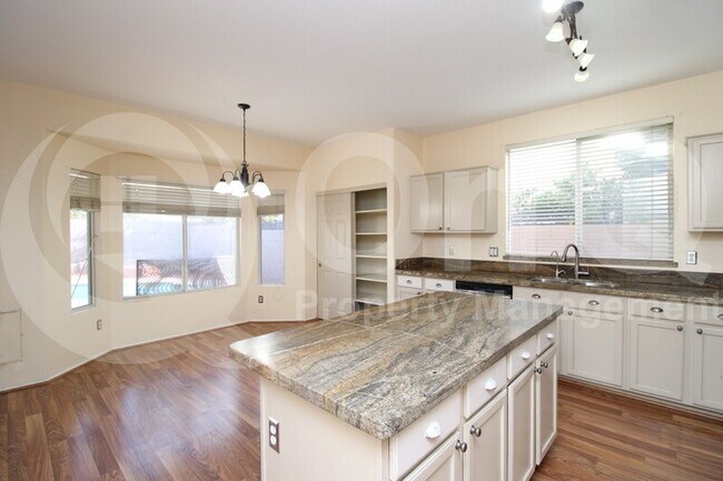 19611 N 33rd St Phoenix, AZ 85050 photo 5