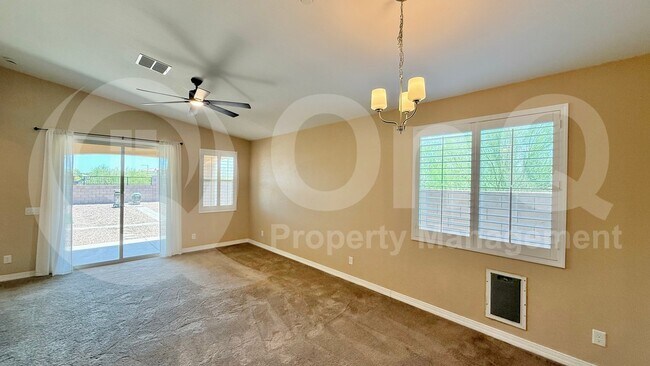 28273 N 132nd Ln Peoria, AZ 85383 photo 4