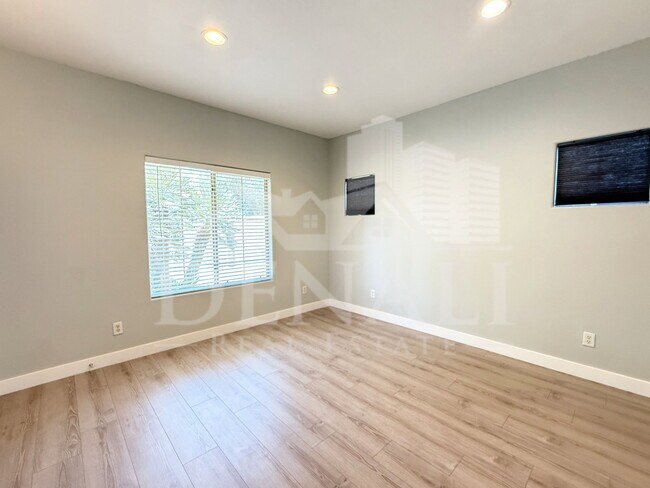 3998 W Roundabout Cir Chandler, AZ 85226 photo 4