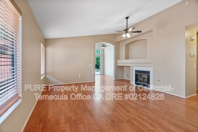 43390 Corte Benavente Temecula, CA 92592 photo 2