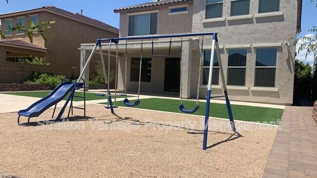 9569 W Weeping Willow Rd Peoria, AZ 85383 photo 5