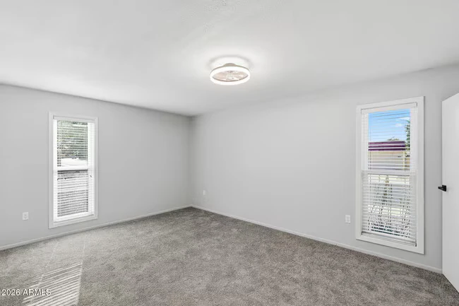 16817 N Meadow Park Dr Sun City, AZ 85351 photo 5