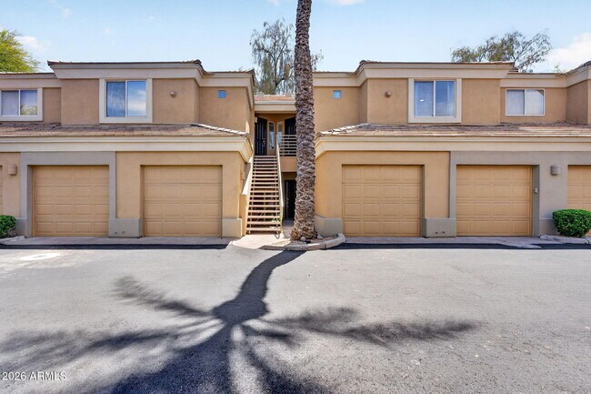 4848 N 36th St Phoenix, AZ 85018 photo 2