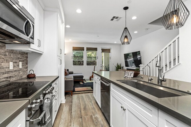 1105 Makena Wy. Oceanside, CA 92054 photo 4