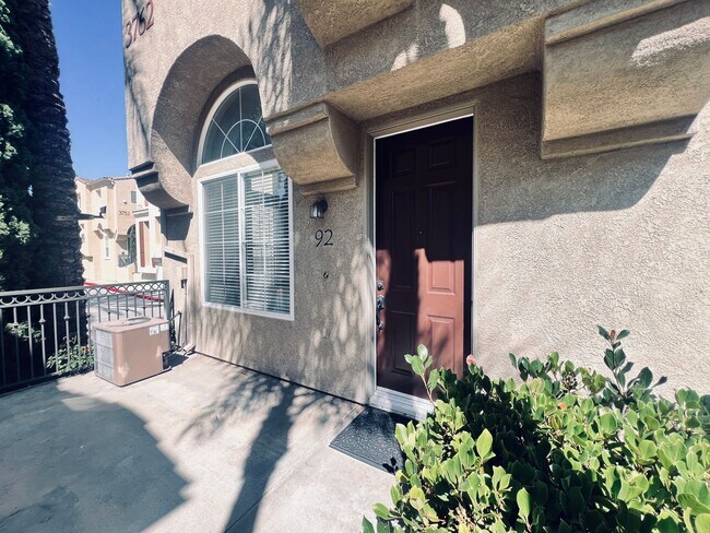 3762 Mykonos Ln San Diego, CA 92130 photo 4