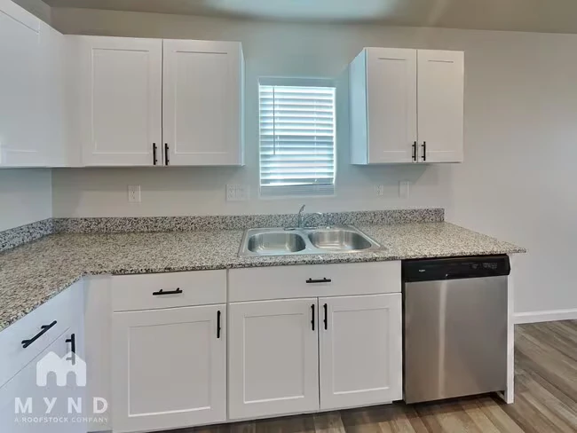 11164 W Arvada Dr Arizona City, AZ 85123 photo 2