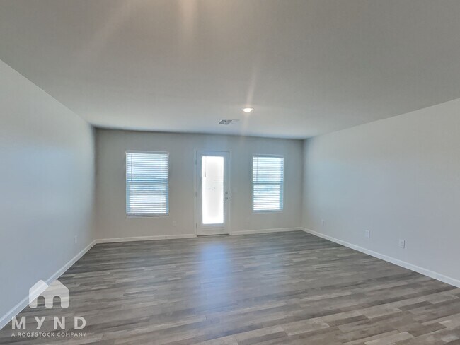 11164 W Arvada Dr Arizona City, AZ 85123 photo 3