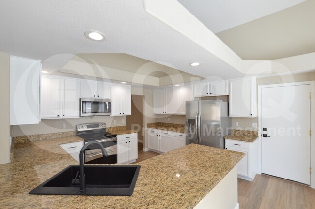 3884 E Indigo Bay Dr Gilbert, AZ 85234 photo 4