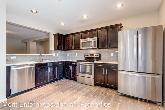 1283 E Clifton Ave Gilbert, AZ 85295 photo 3