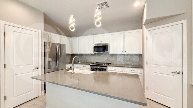 8245 E Impala Ave Mesa, AZ 85209 photo 2