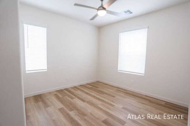 6548 N 15th Dr Phoenix, AZ 85015 photo 4