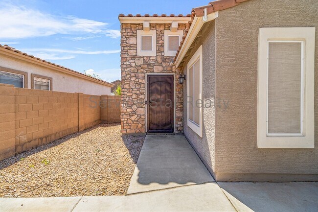 14839 W Riviera Dr Surprise, AZ 85379 photo 3