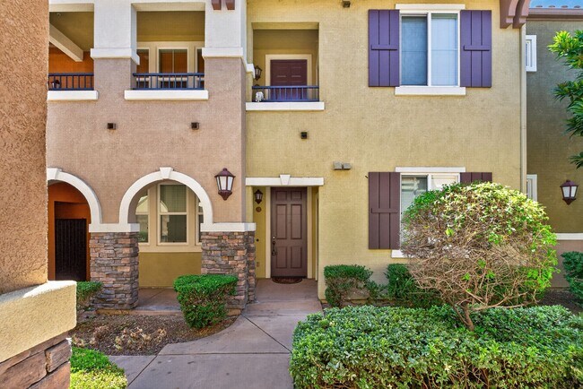 53 Via Sovana Santee, CA 92071