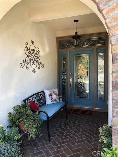 31581 Lakeridge Ct Temecula, CA 92591 photo 2