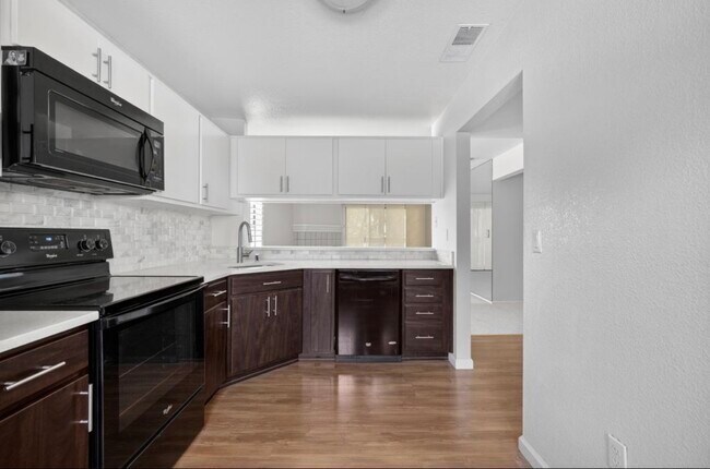 1123 S Villa Way Walnut Creek, CA 94595 photo 3
