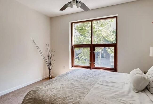 1150 J St San Diego, CA 92101 photo 5